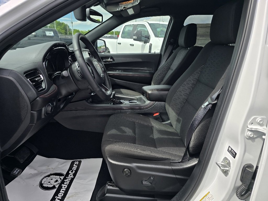 Used 2025 Dodge Durango R/T w/ Blacktop Package image 8