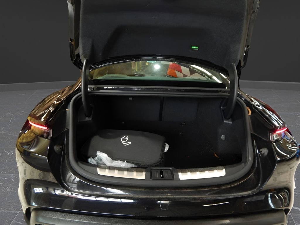 Used 2020 Porsche Taycan 4S image 7