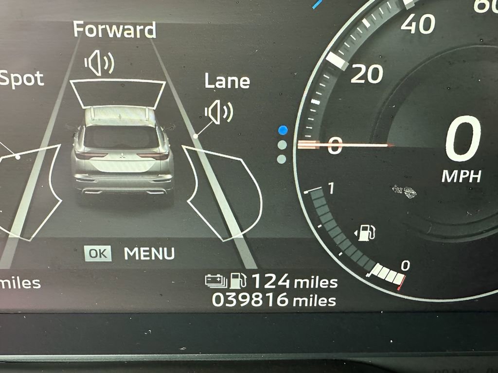 Used 2023 Mitsubishi Outlander SEL 40th Anniversary image 18