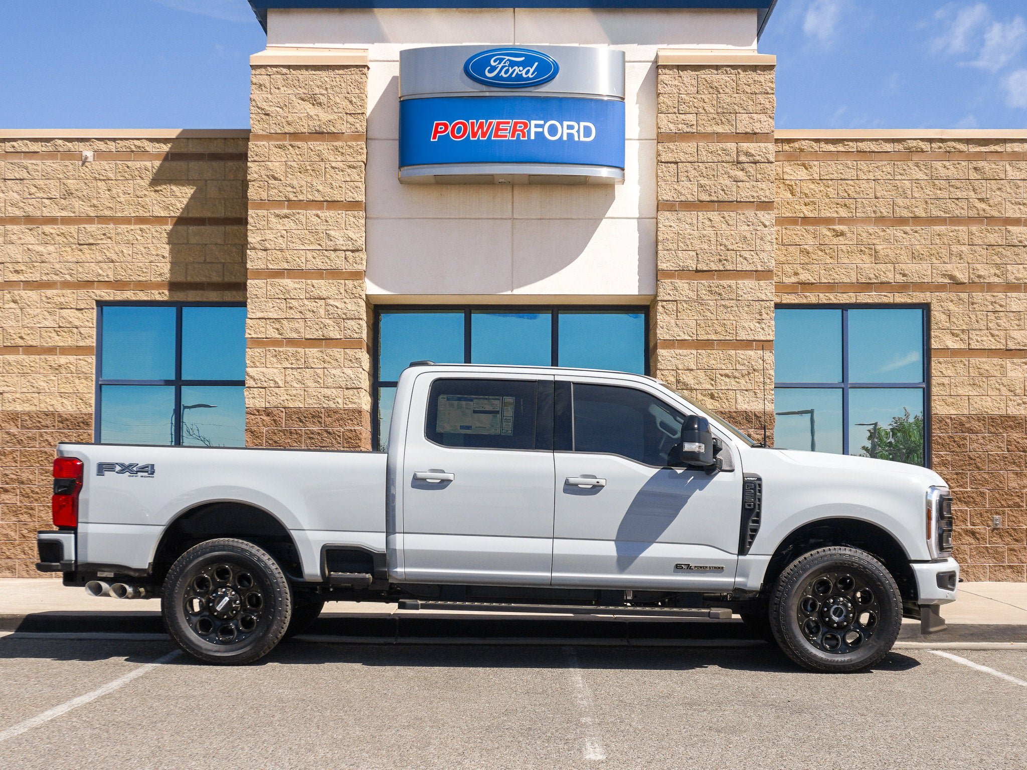 New 2026 Ford F250 Lariat w/ Black Appearance Package AWD/4WD image 5