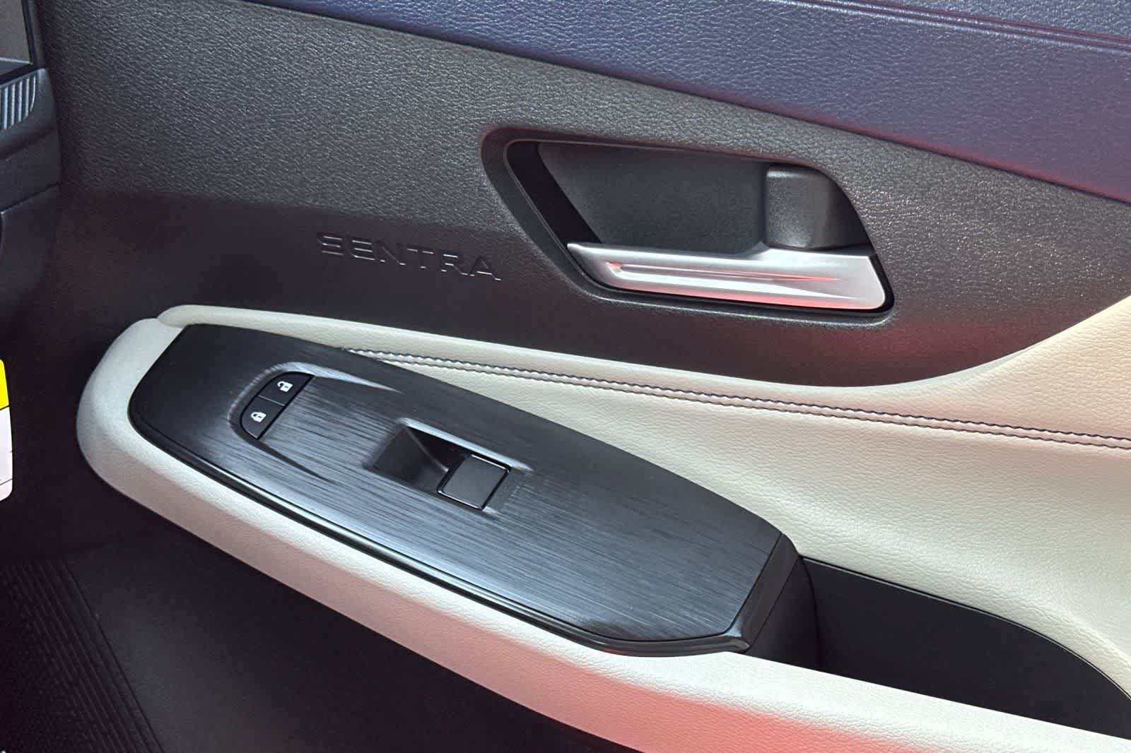 New 2027 Nissan Sentra SL FWD image 19