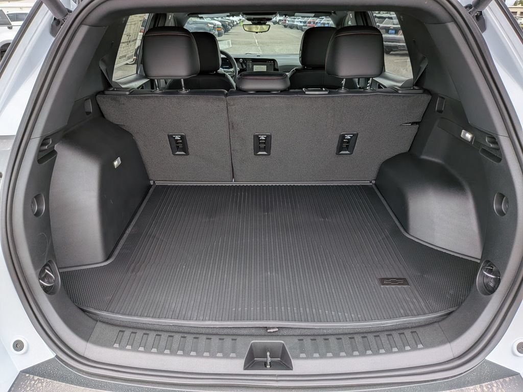 New 2026 Chevrolet Equinox RS w/ Safety and Technology Package FWD image 27