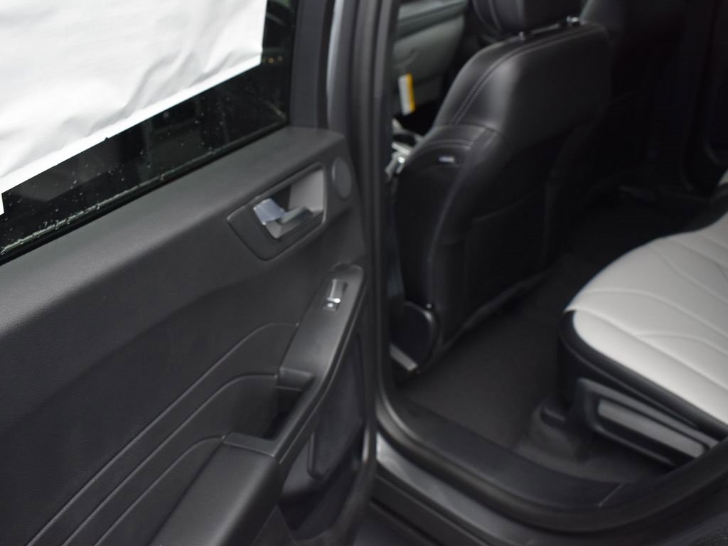 New 2025 Ford Escape SE w/ PHEV Premium Package image 12