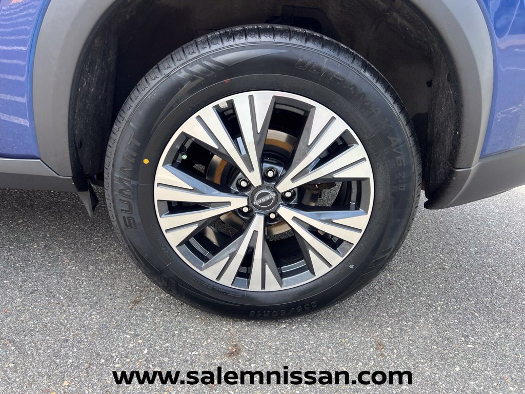 Used 2023 Nissan Rogue SV AWD/4WD image 28