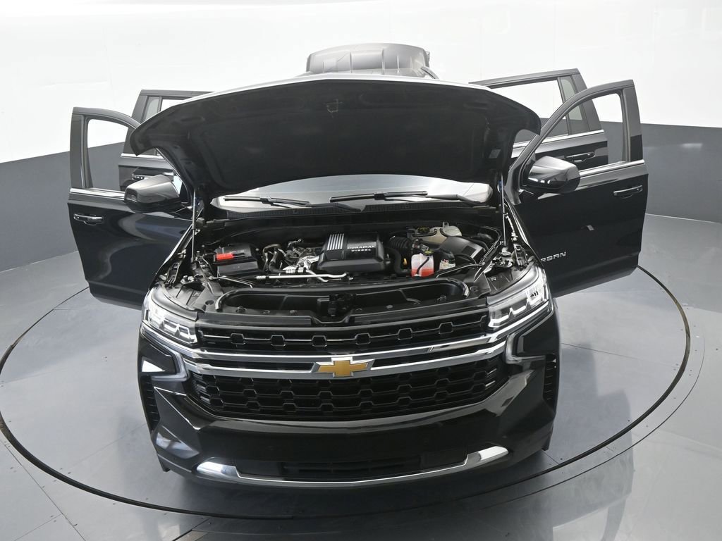 Used 2024 Chevrolet Suburban LS w/ Driver Alert Package RWD image 77