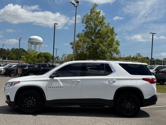 Used 2020 Chevrolet Traverse LT w/ LPO, Blackout Package image 8