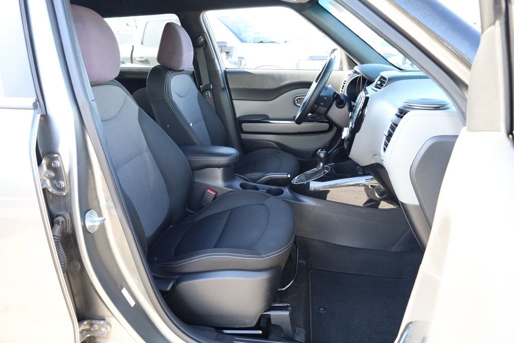 Used 2017 Kia Soul + w/ Audio Package image 25