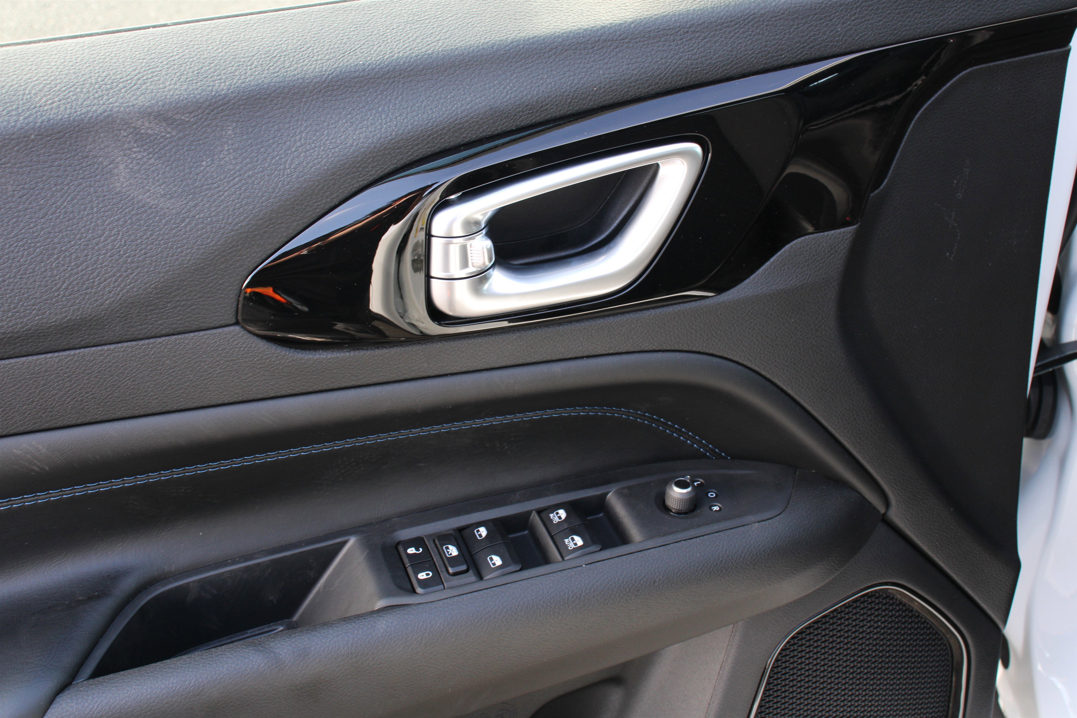 New 2026 Jeep Compass Latitude w/ Quick Order Package 29K image 7