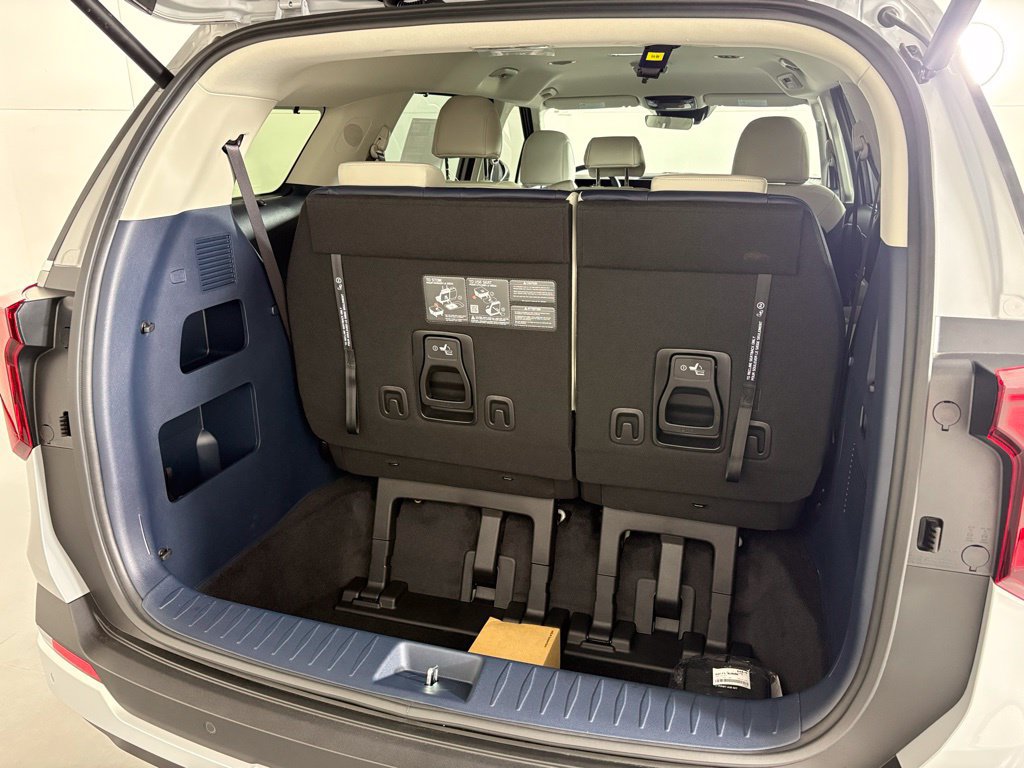 New 2026 Kia Carnival EX FWD image 17
