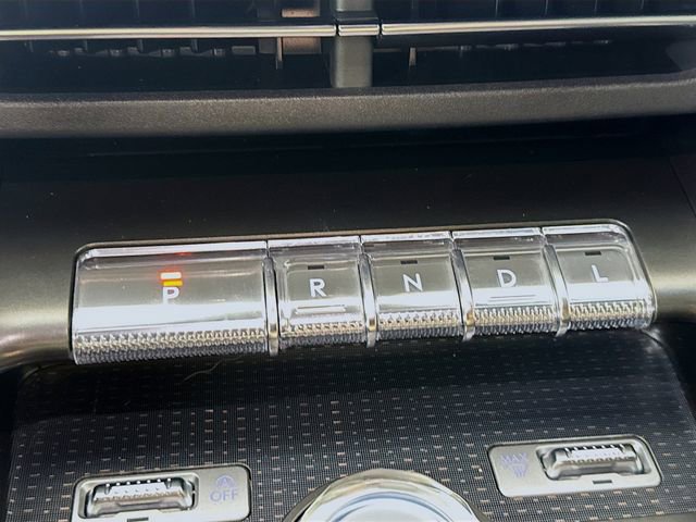 Certified 2024 Lincoln Nautilus Premier w/ Jet Appearance Package image 20