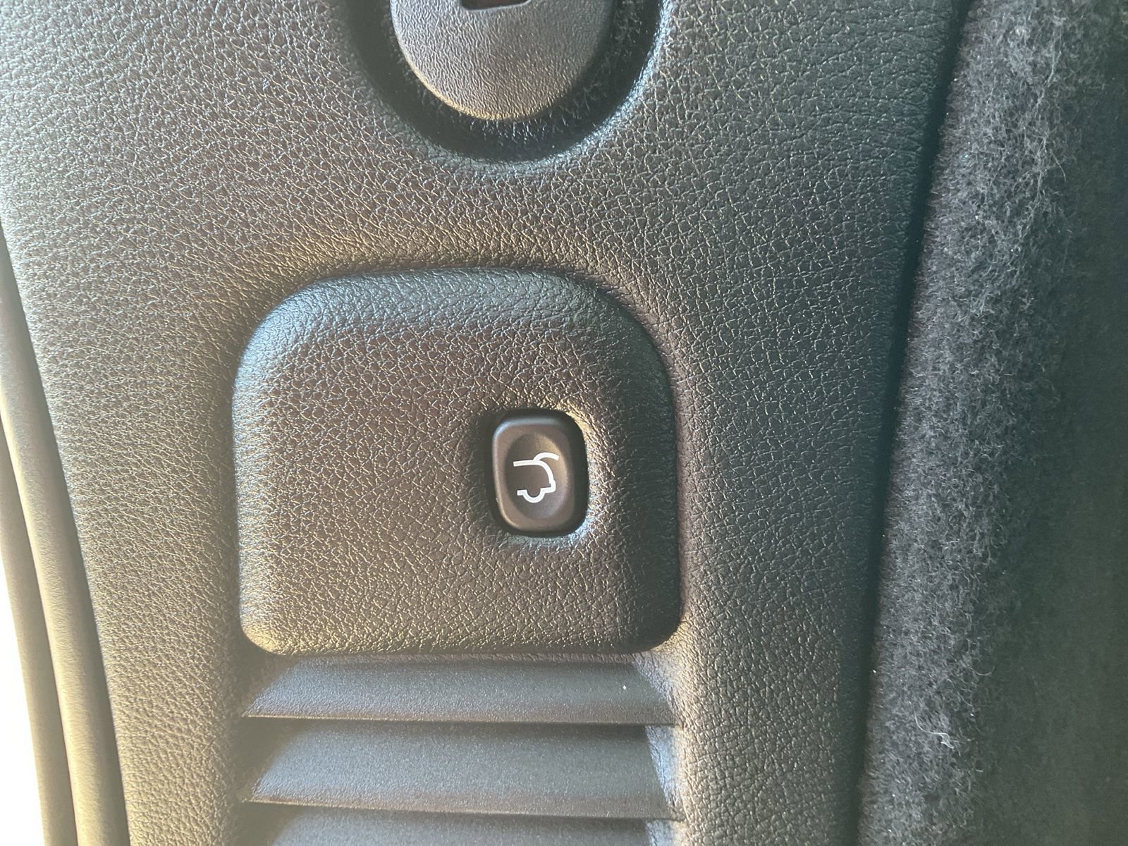 Used 2024 Dodge Durango R/T image 47