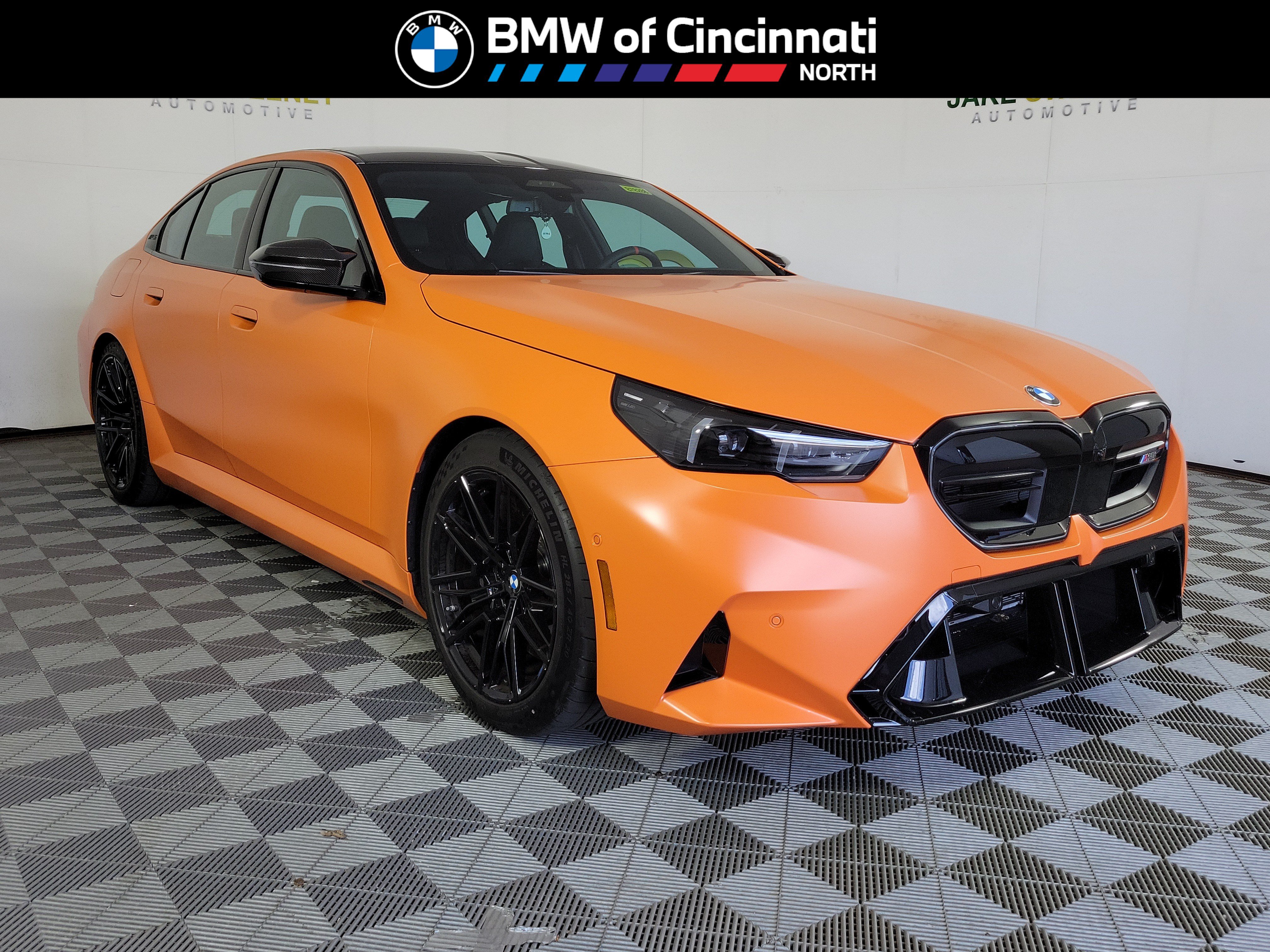 Used 2026 BMW M5 w/ Carbon Package AWD/4WD image 1