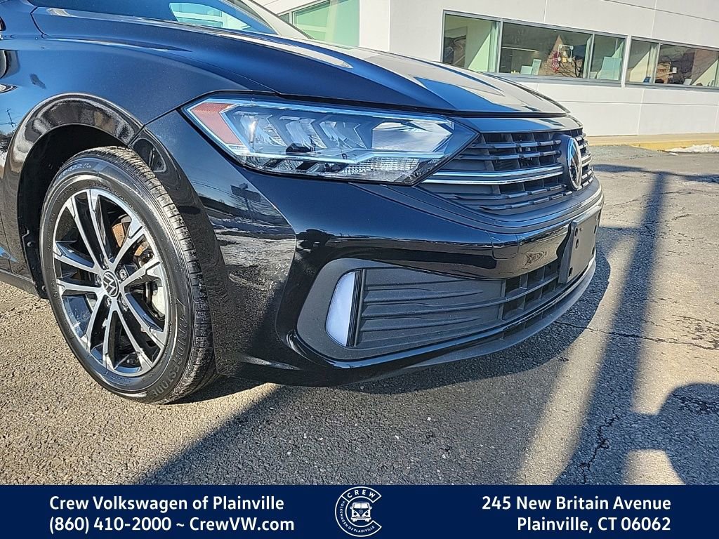 Certified 2023 Volkswagen Jetta Sport image 21
