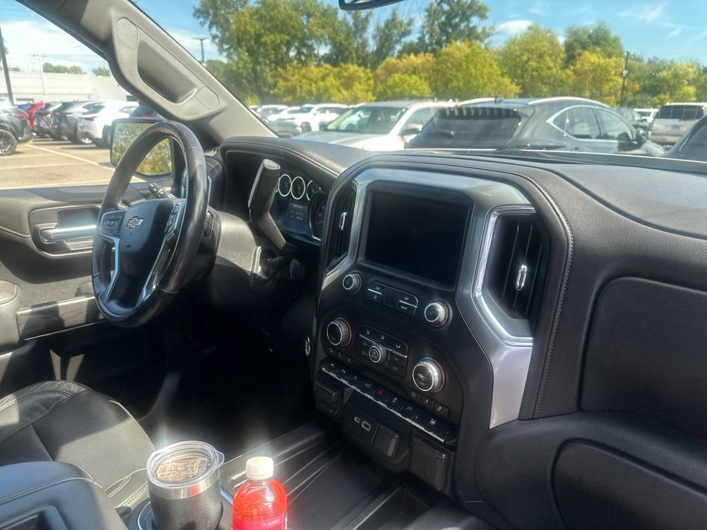 Used 2020 Chevrolet Silverado 1500 LTZ w/ LTZ Premium Package AWD/4WD image 29