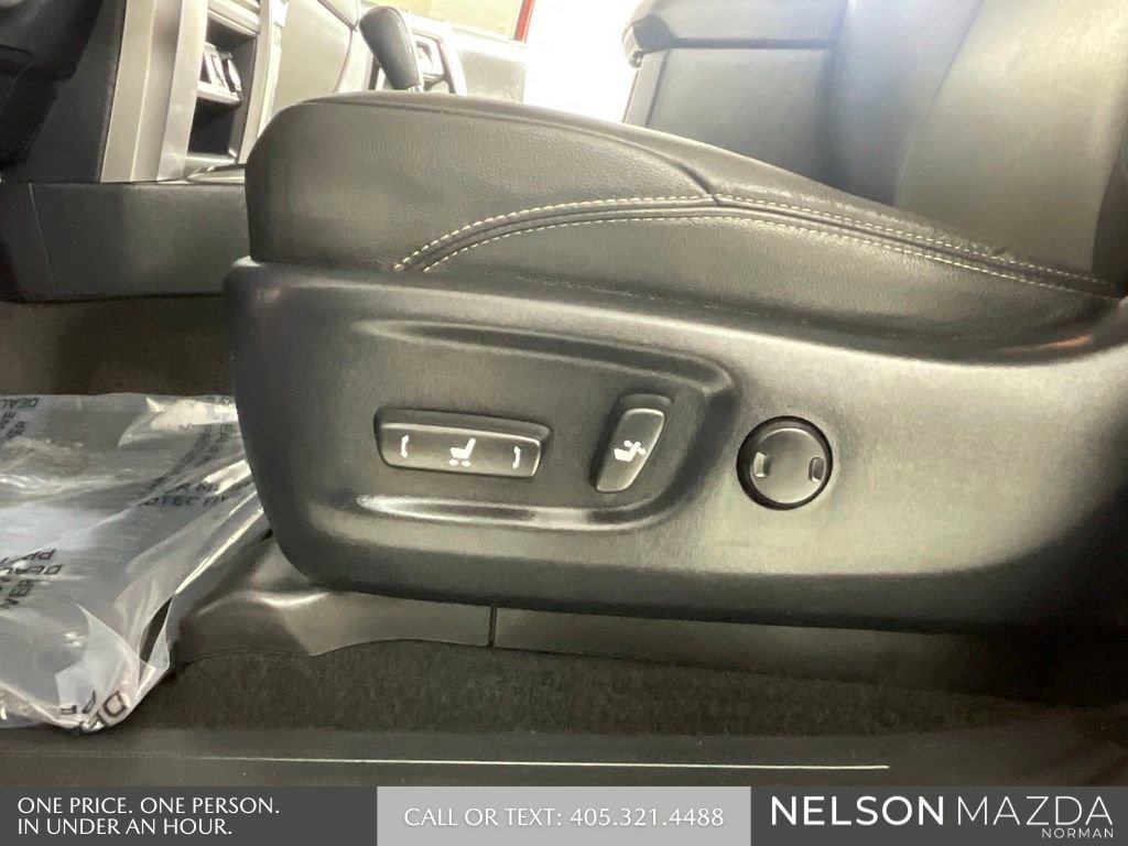Used 2019 Toyota 4Runner SR5 Premium AWD/4WD image 26