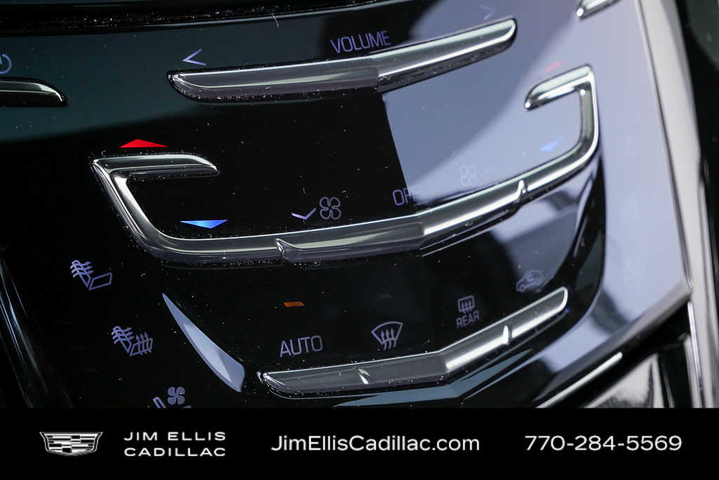 Used 2020 Cadillac Escalade ESV Platinum image 17
