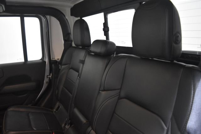 Certified 2020 Jeep Gladiator Overland image 17