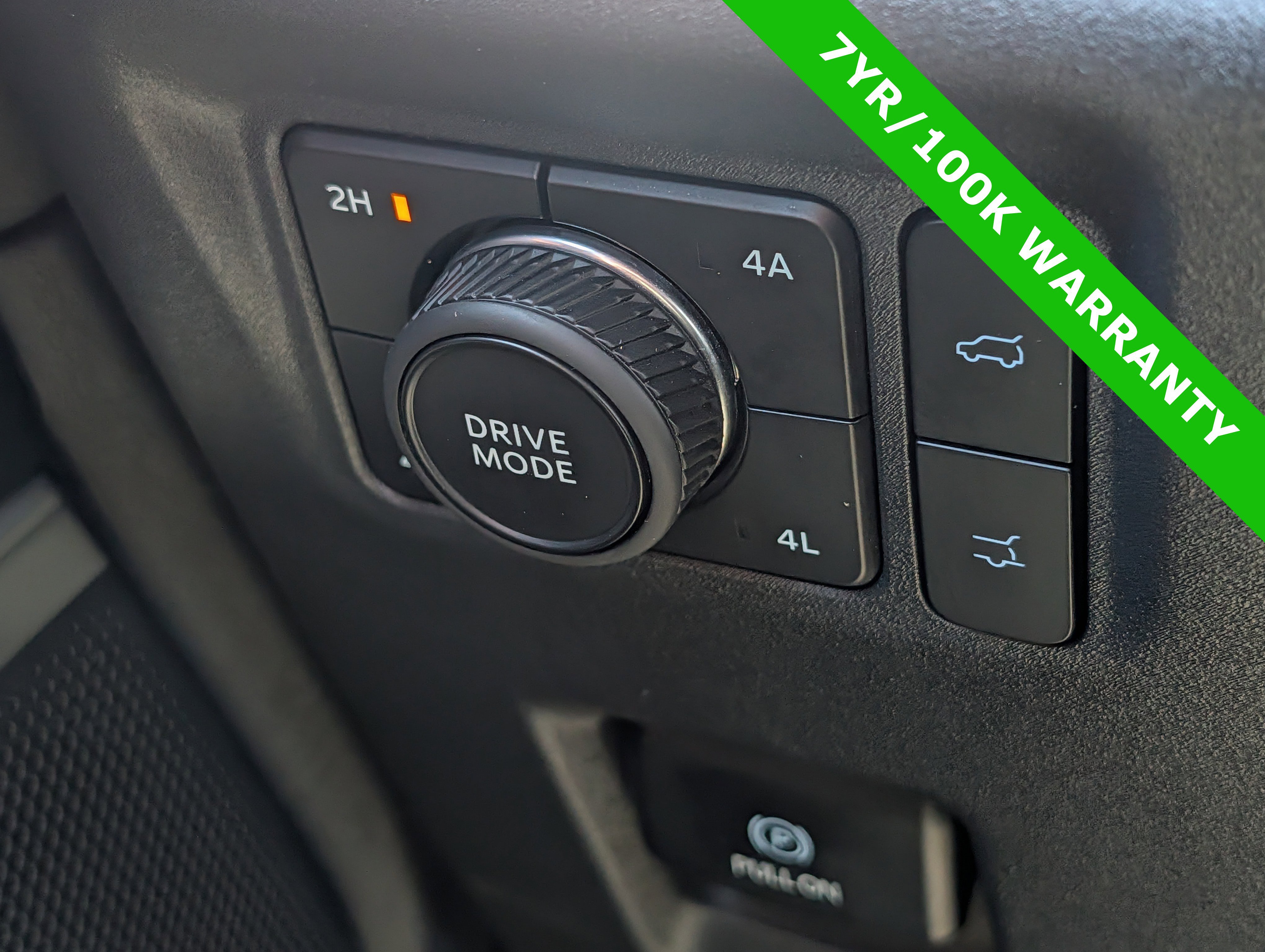 Used 2025 Ford Expedition Platinum AWD/4WD image 38