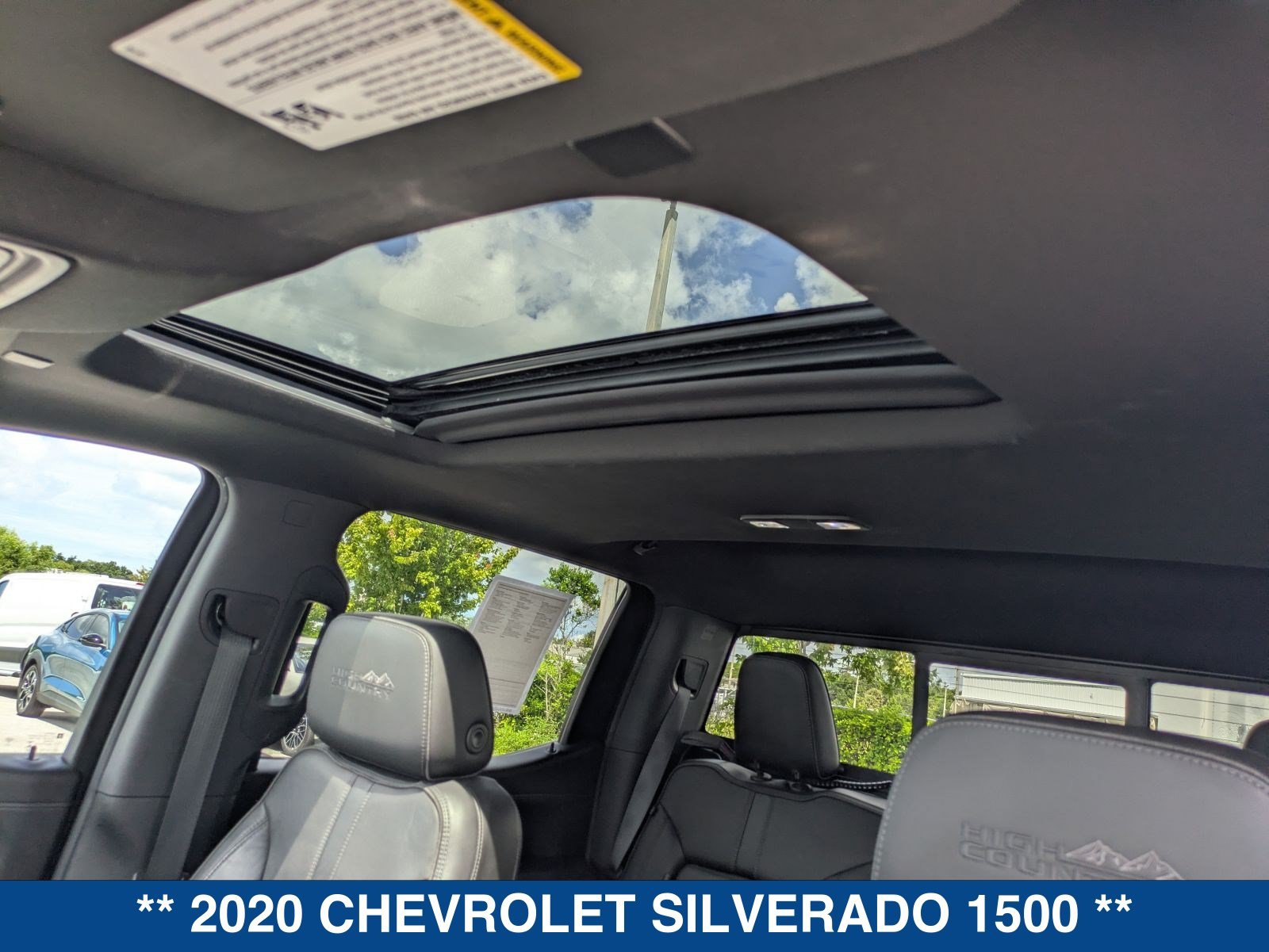 Used 2020 Chevrolet Silverado 1500 High Country w/ Technology Package AWD/4WD image 29