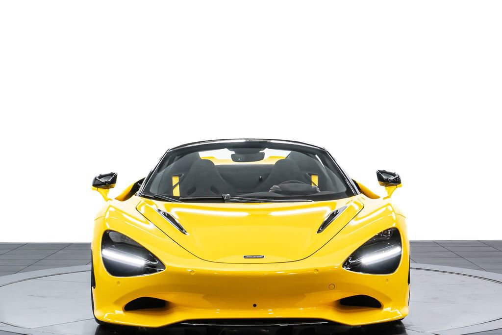 Used 2024 McLaren 750S Spider image 10