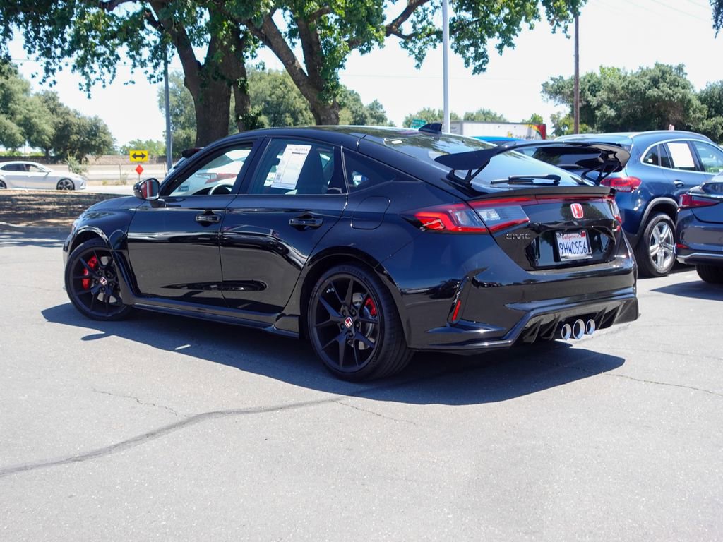 Used 2023 Honda Civic Type R image 9