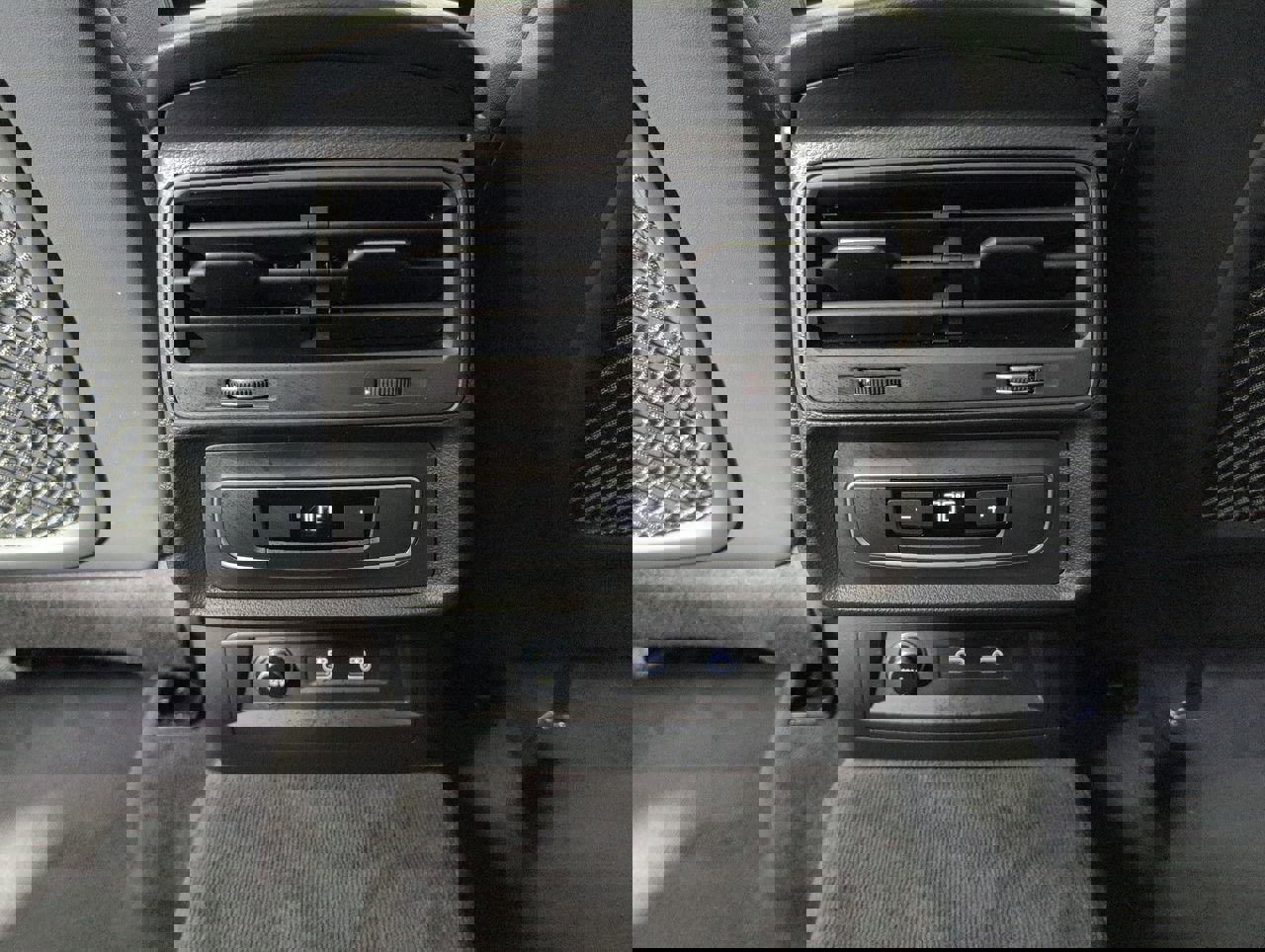 Used 2022 Audi Q7 3.0T Premium image 21