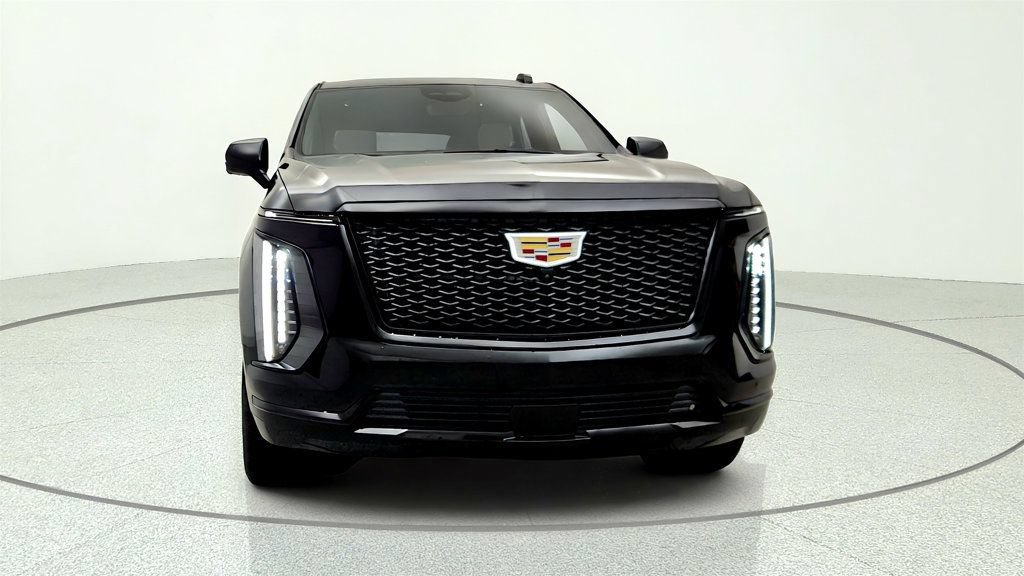 Used 2025 Cadillac Escalade ESV Sport Platinum AWD/4WD image 2