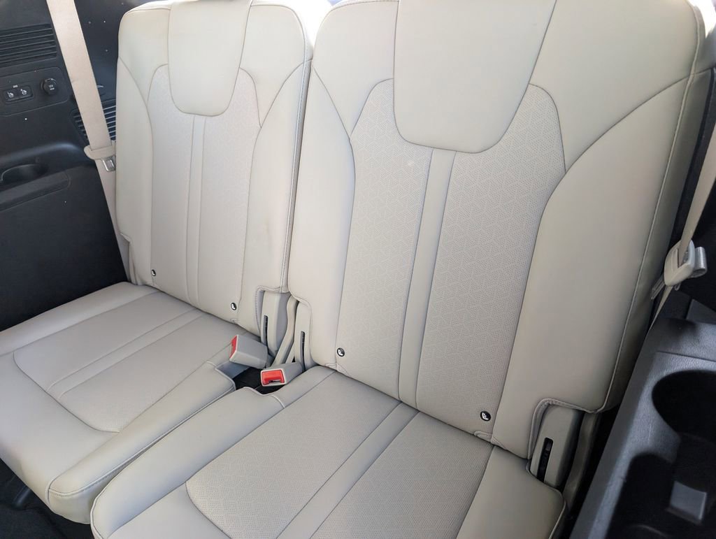 Used 2022 Kia Sorento SX w/ Panoramic Sunroof Package image 18