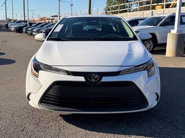 Used 2025 Toyota Corolla LE FWD image 8