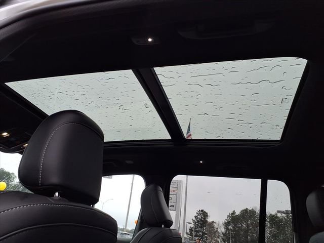 New 2026 Jeep Grand Cherokee Limited w/ Limited Altitude Package image 8