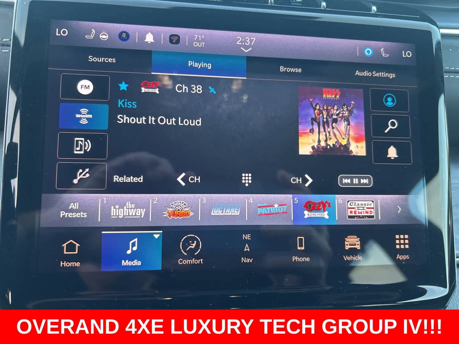 Used 2022 Jeep Grand Cherokee Overland w/ Luxury Tech Group IV image 41
