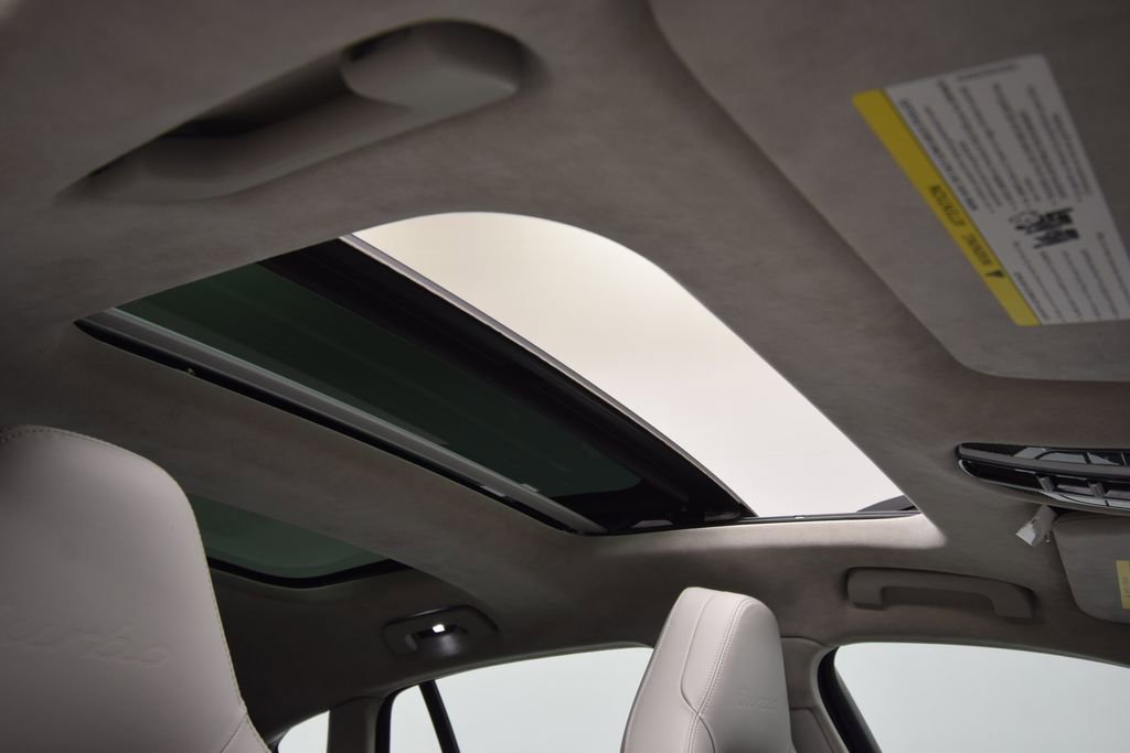 Used 2017 Porsche Panamera Turbo image 16