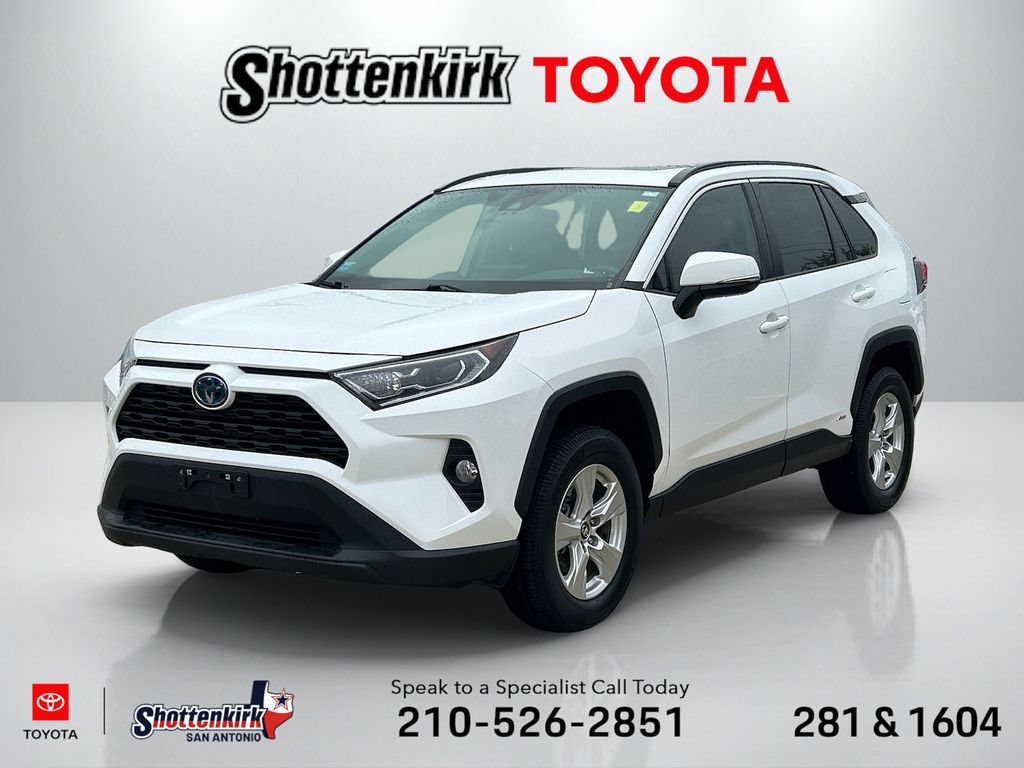 Used 2021 Toyota RAV4 XLE w/ Convenience Package