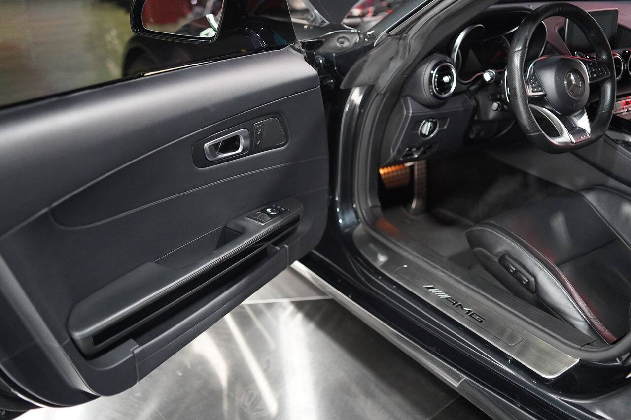 Used 2017 Mercedes-Benz AMG GT Coupe image 73