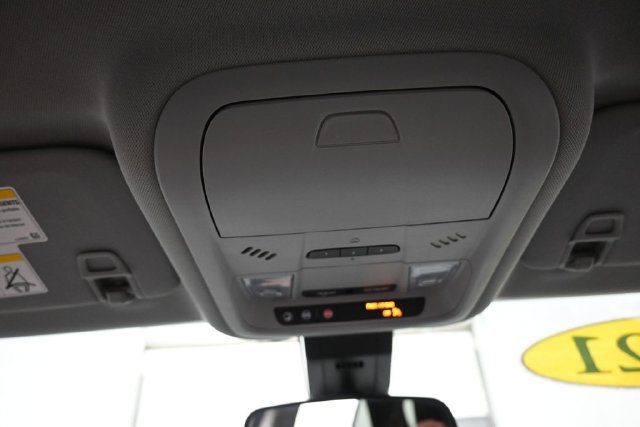 Used 2021 Chevrolet Equinox LT FWD image 12