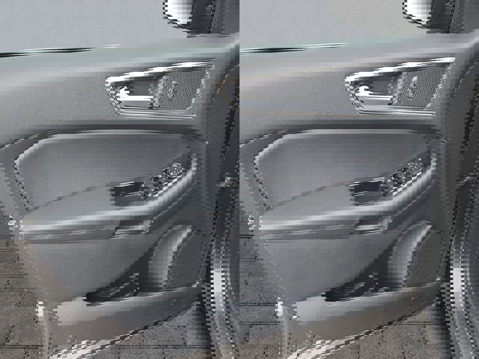 Certified 2020 Ford Edge SEL w/ Convenience Package image 10