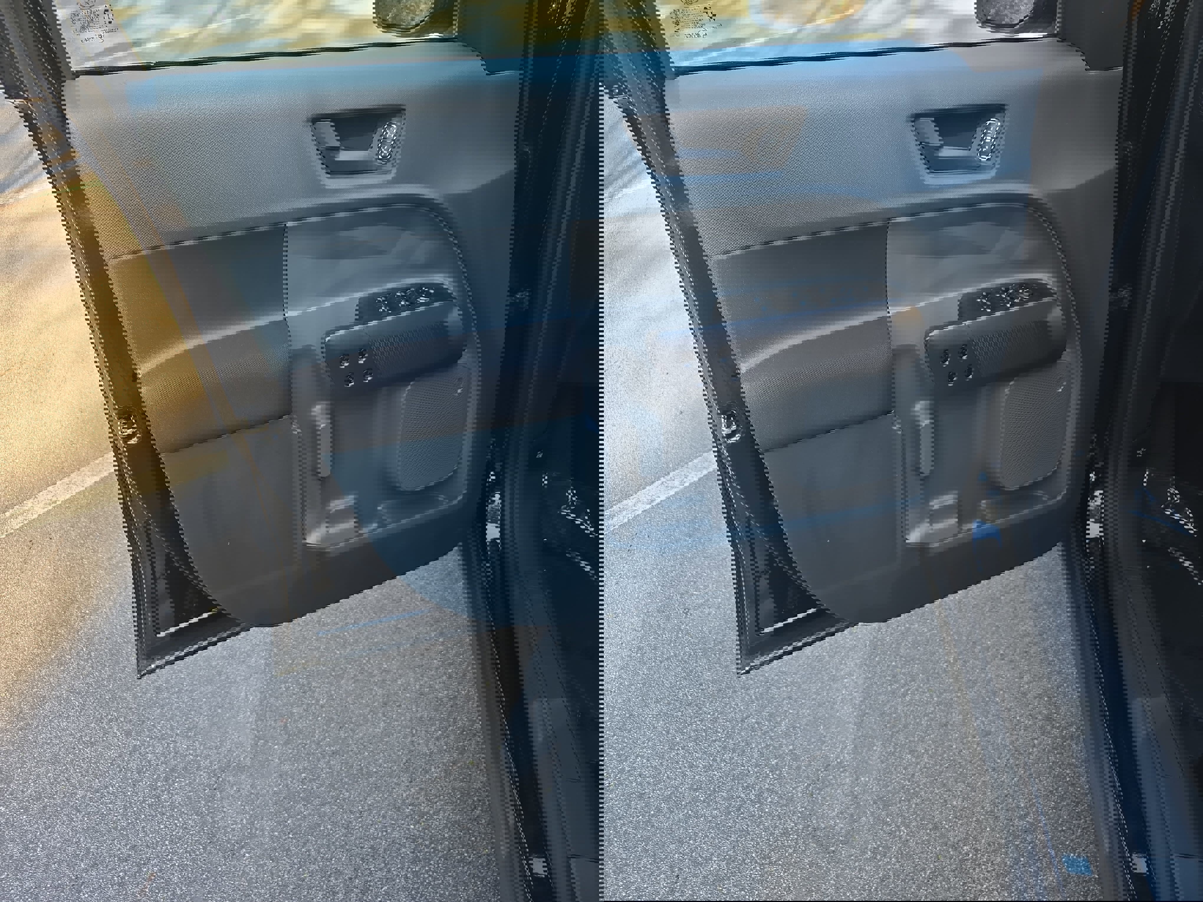 Used 2023 Ford Maverick XL image 28