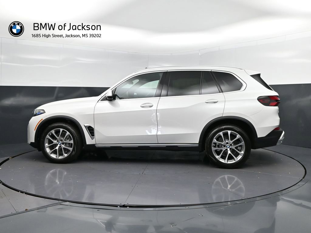 New 2026 BMW X5 xDrive40i w/ Climate Comfort Package AWD/4WD image 4