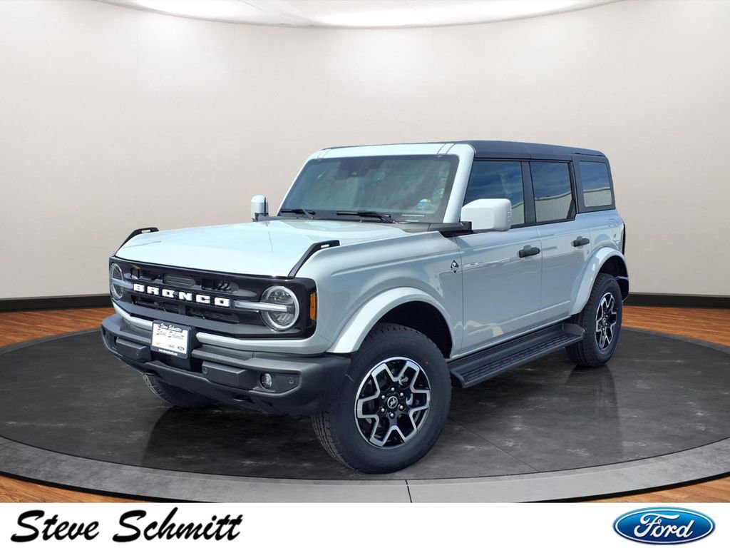 New 2026 Ford Bronco Outer Banks image 1