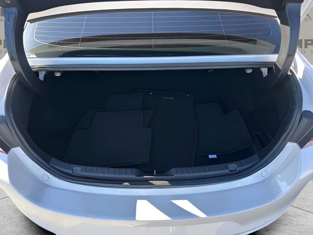 Used 2024 MAZDA MAZDA3 s image 28