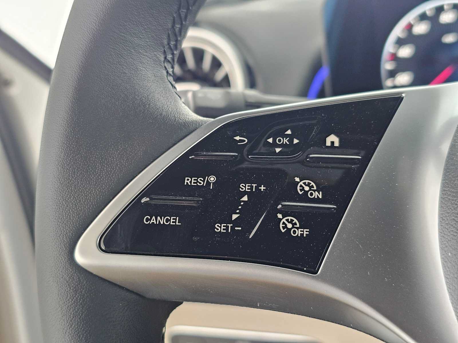New 2026 Mercedes-Benz GLB 250 image 27