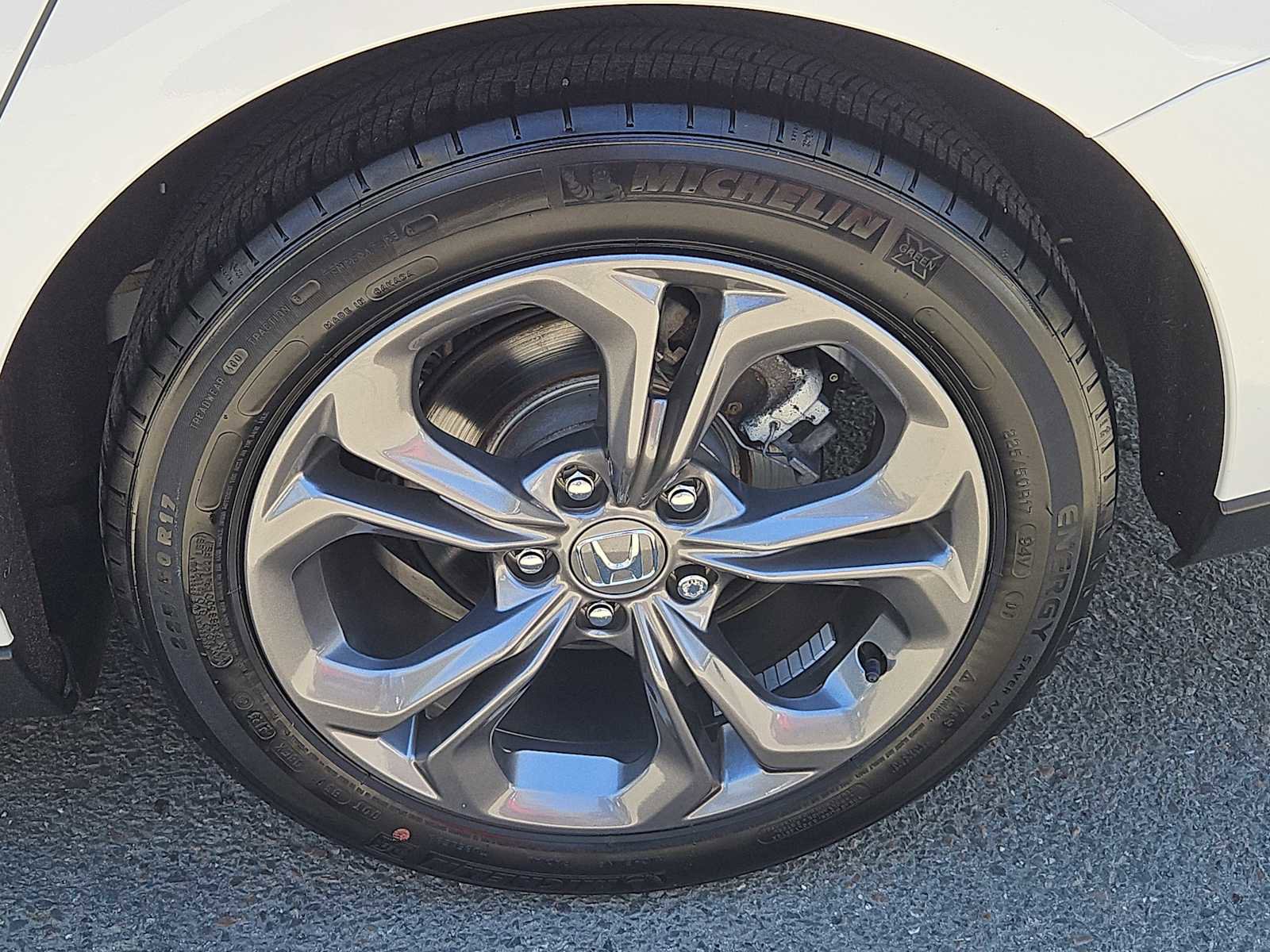 Used 2023 Honda Accord EX image 6