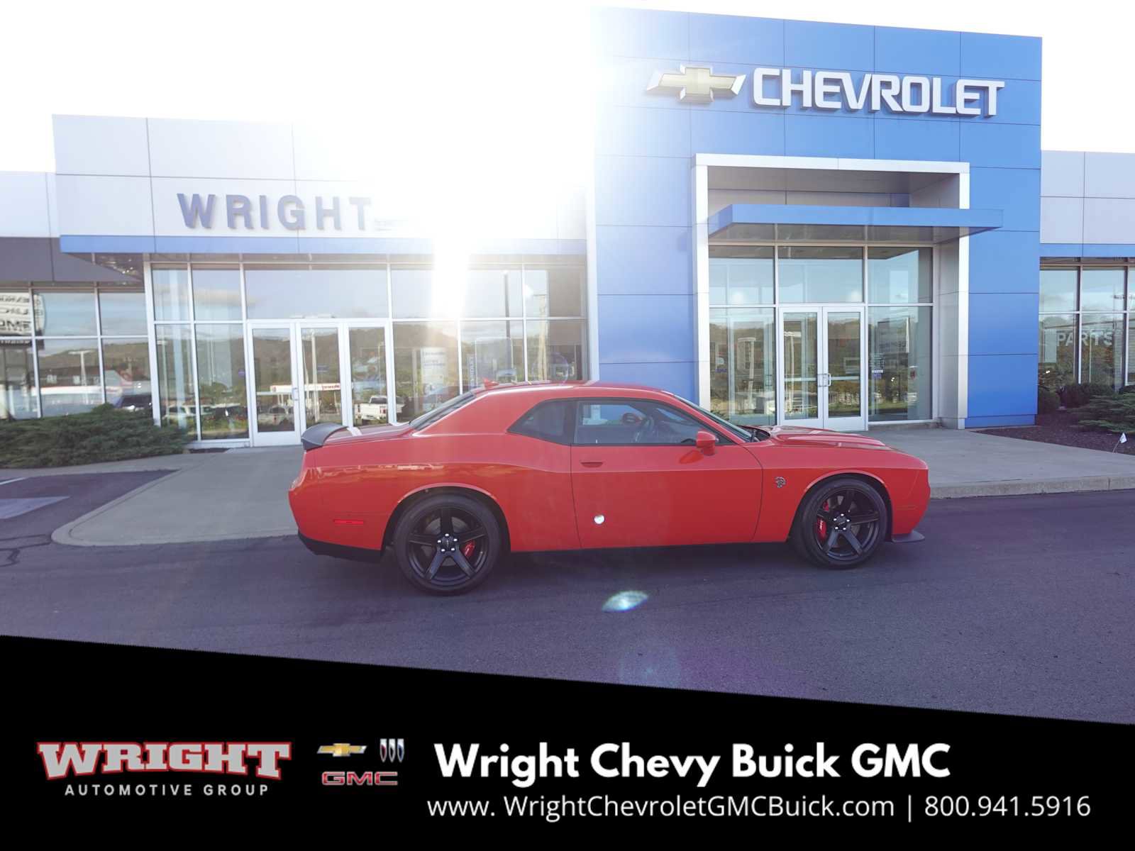 Used 2022 Dodge Challenger SRT Hellcat image 2