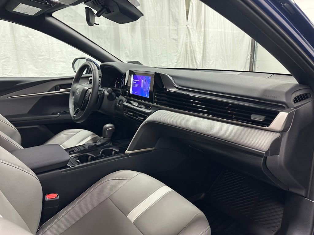 Used 2026 Toyota Camry SE FWD image 61
