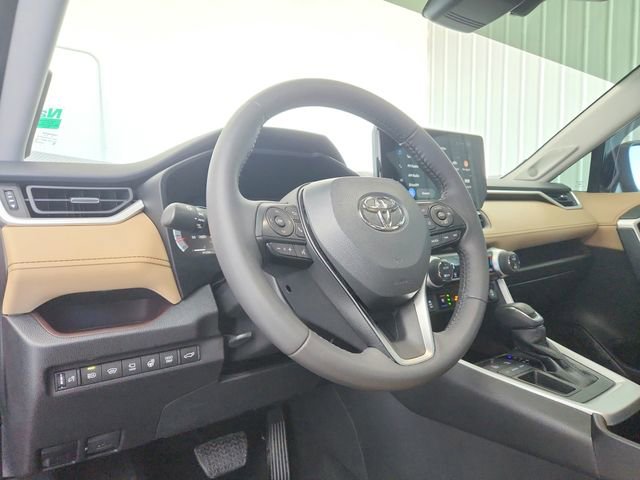 Used 2024 Toyota RAV4 Limited w/ Advanced Technology Package image 18