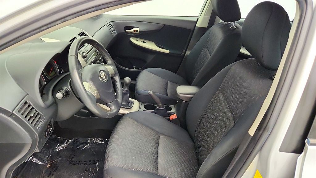 Used 2010 Toyota Corolla S FWD image 19