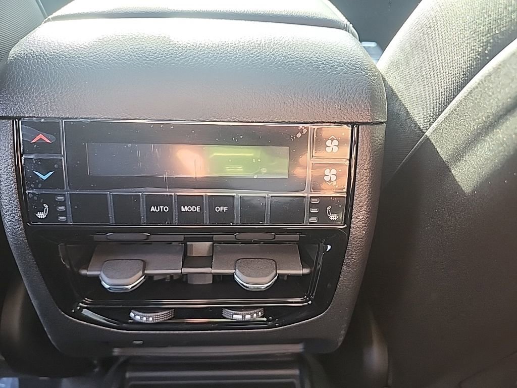 New 2025 Jeep Grand Cherokee L Limited w/ Black Appearance Package image 24