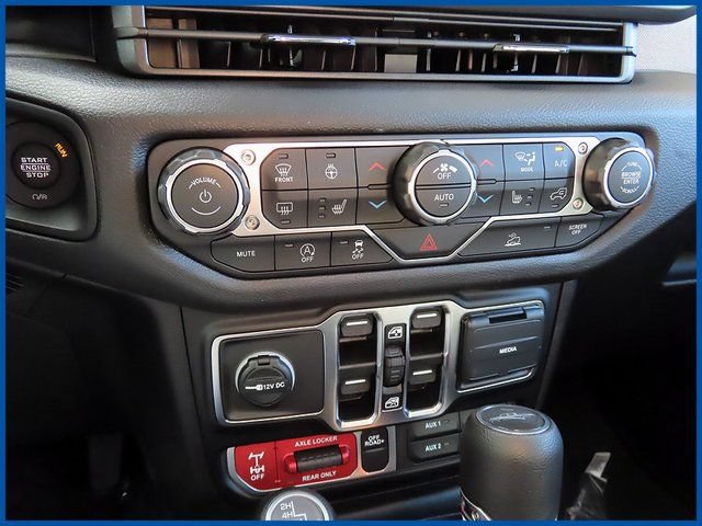 New 2026 Jeep Gladiator Sport AWD/4WD image 17