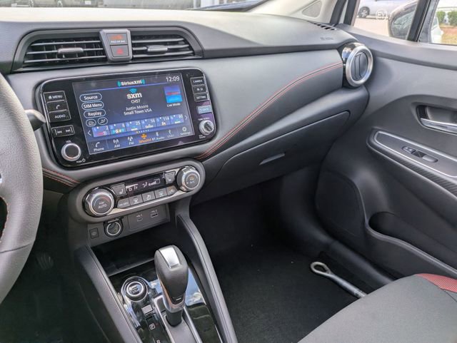 New 2025 Nissan Versa SR w/ Trunk Package image 20