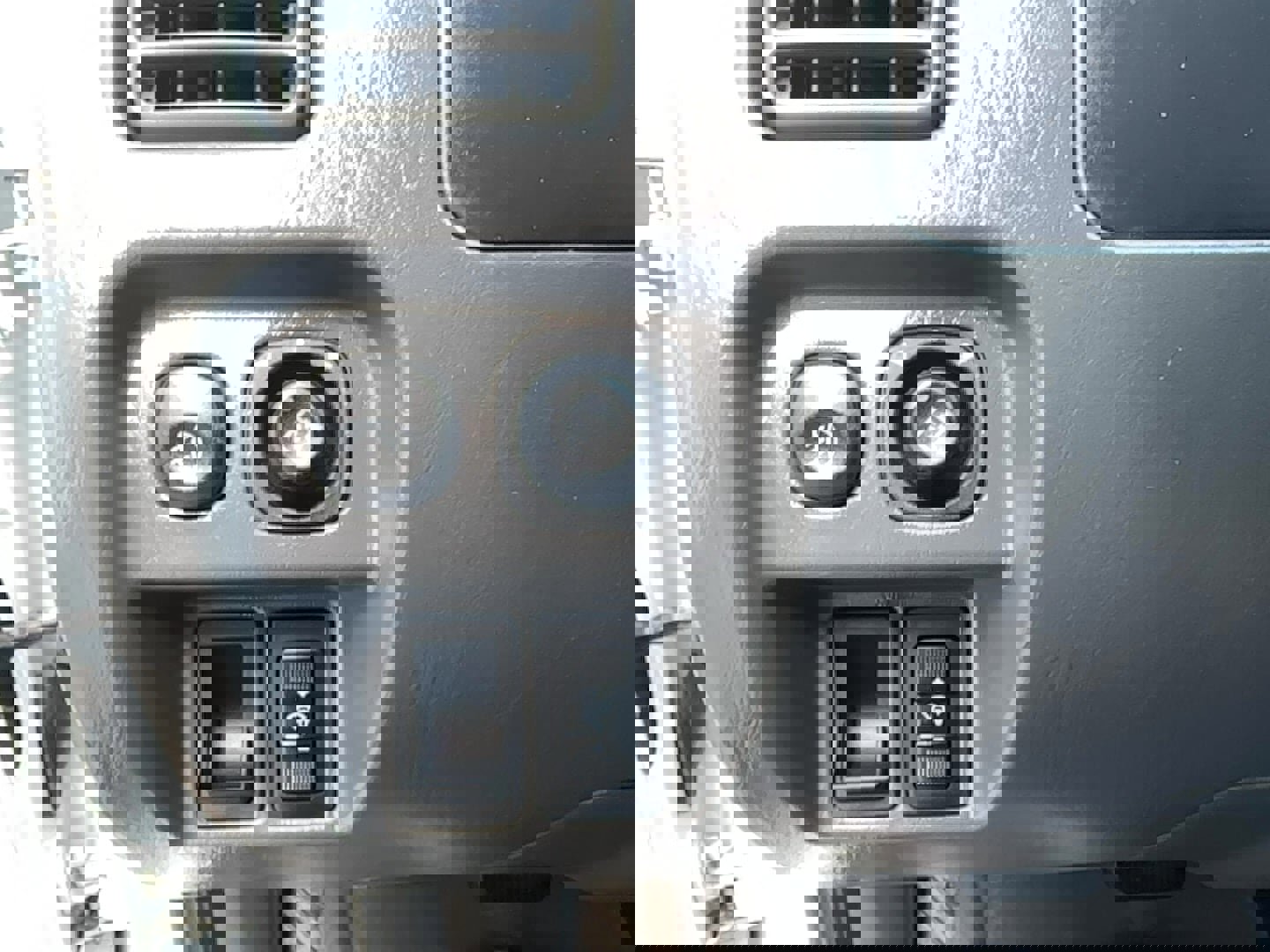 Used 2005 Ford Escape XLT image 12